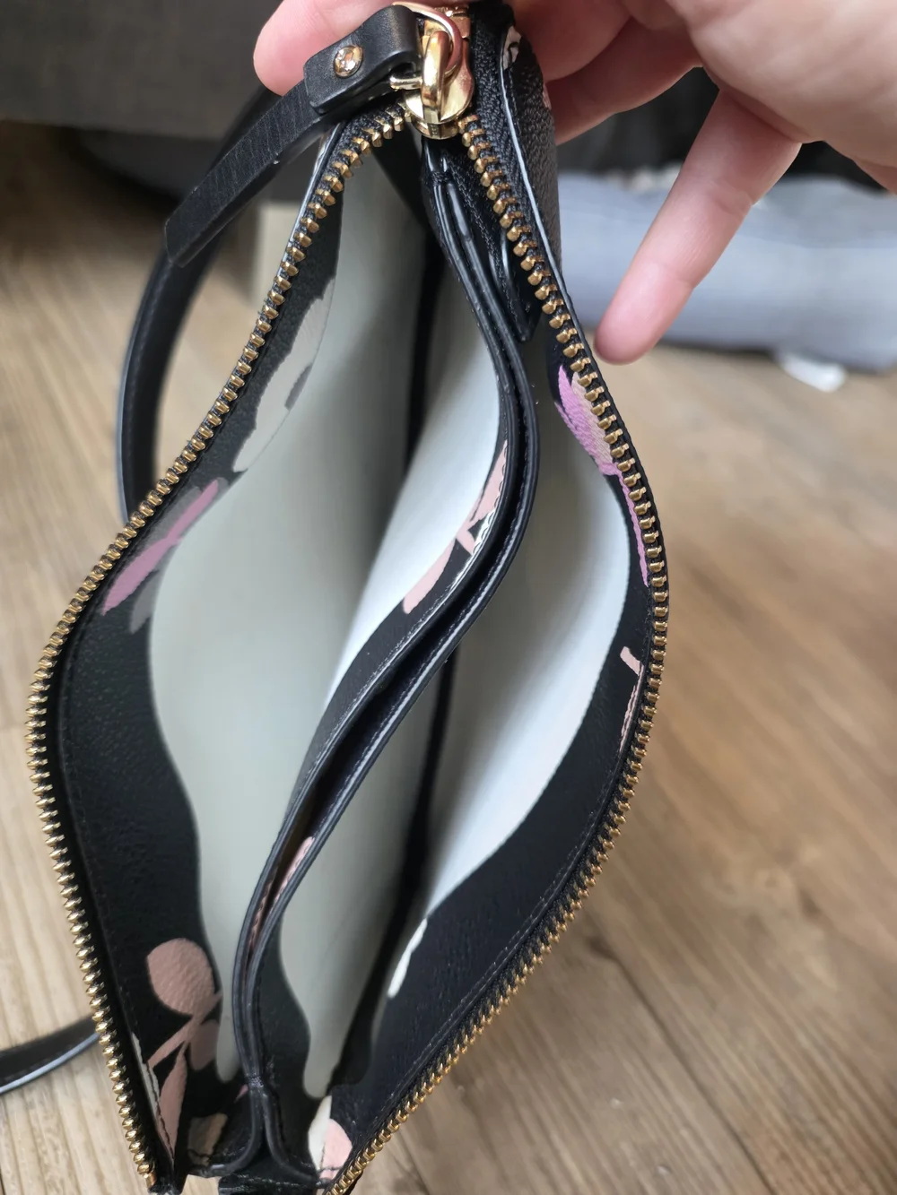 Kate Spade New York Hawthorne Lane Floral Carolyn Crossbody bag